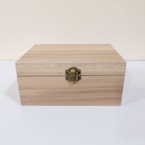 JB 008 - Laminate (Natural) - Inside - Carpet Base - 18cm x 13cm x H8.4cm