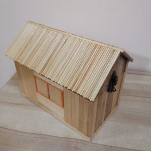 MB 002 - 22.2cm x 12.5cm x H18cm - Clear Lacquer Finishing