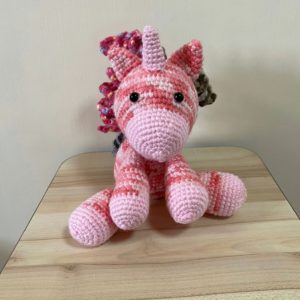 HC046 - Amigurumi Unicorn - 100% Handmade Crochet - H21cm x L21cm - 86gm