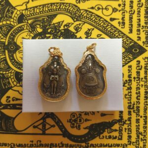 PROMOTION: Thai Amulet - Luang Pu Thuad & Aikhai Amulet. Wat Phra Sri Rattana Mahathat. Eternal Buddha. FREE: Luang Pu Thuad PHAYANT(Wallet Size), Amulet Box & 2pcs Lucky 4D Aikhai Joss-stick