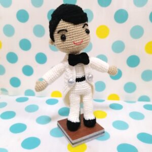 (04) Handmade Crochet Doll (With Stand) Western Wedding Costume Groom(H21cm)