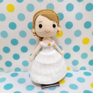 (11) Handmade Crochet Doll (With Stand) Western Wedding Costume (Bride) Girl With White Dress(H25.5cm)